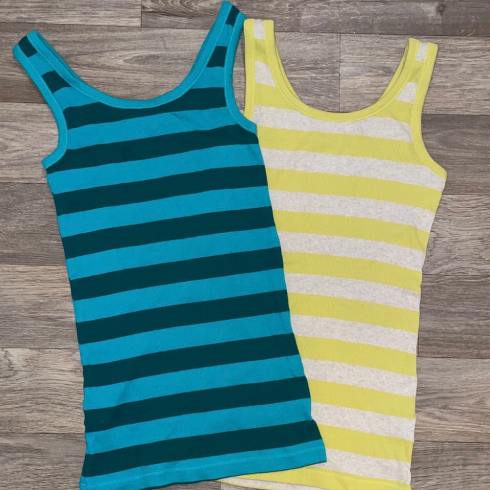 2 tank tops